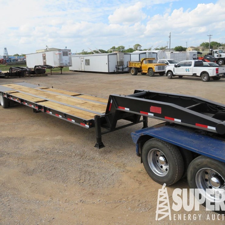 2013 OVERBILT 8'6"W x 54'OAL 3-Axle Narrow Neck Oilfield Lowboy Trailer