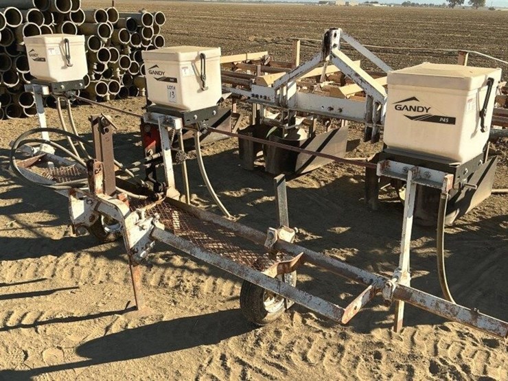 gandy-p45-3-pt-3-row-60"-hyd.-baiter-bar-image-1