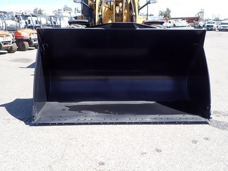 2023-caterpillar-930m-image-7