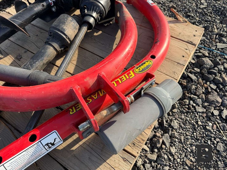 speeco-fieldmaster-post-hole-digger-image-6