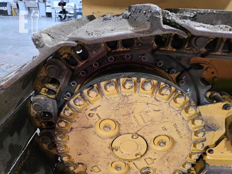 2021-caterpillar-d4-lgp-image-34