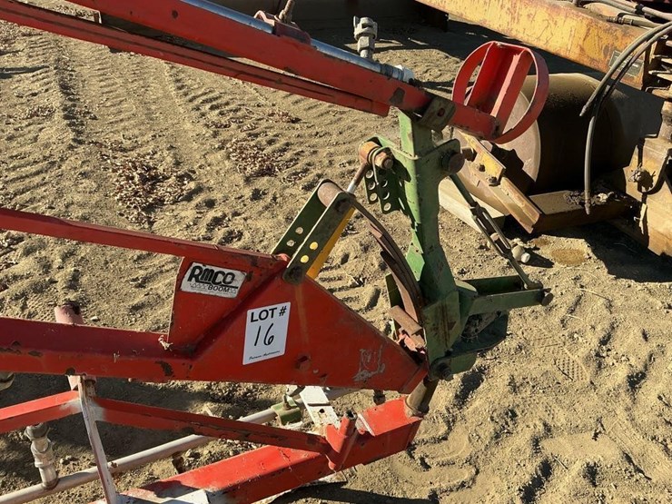 rmco-40'-3-pt-x-fold-spray-boom-attachment-image-5