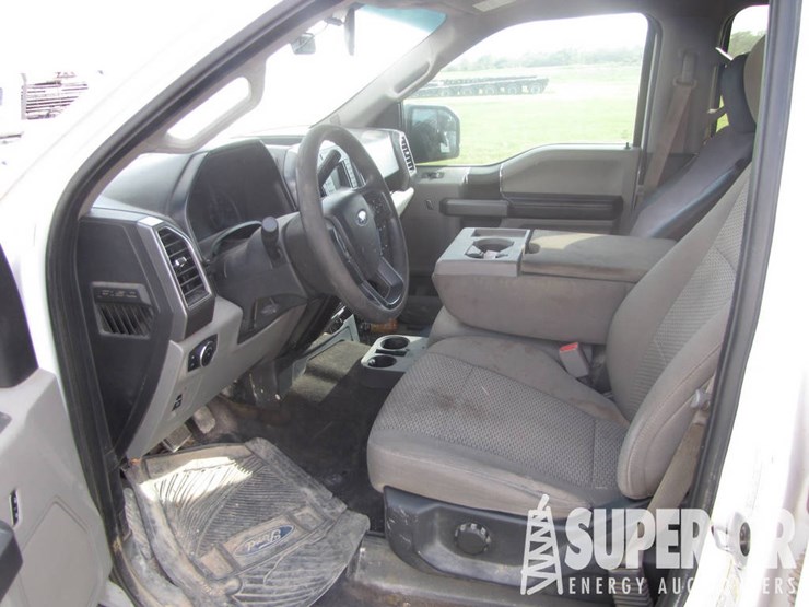 2018-ford-f-150-xlt-crew-cab-pickup-image-6