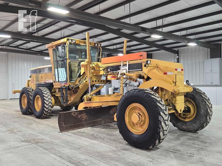 2004-caterpillar-143h-image-2