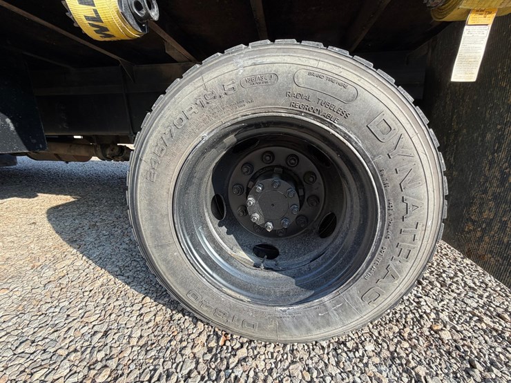 #4552-•-ford-f-650-flatbed-truck-image-51