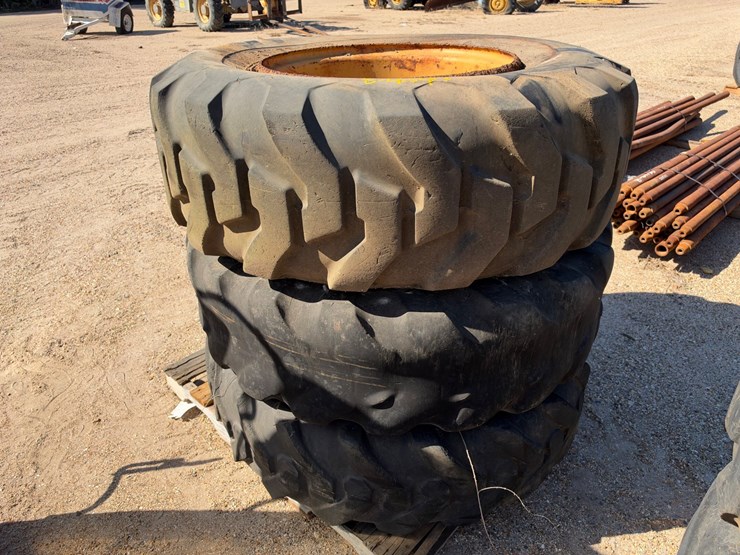 #41543-•-(3)-17.5-25-equipment-tires-image-3