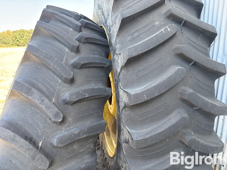 john-deere-6155-dual-tires-image-16