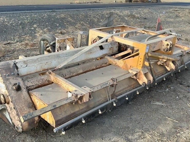 johnson-3-pt-3-row-60"-pto-mulcher-image-1
