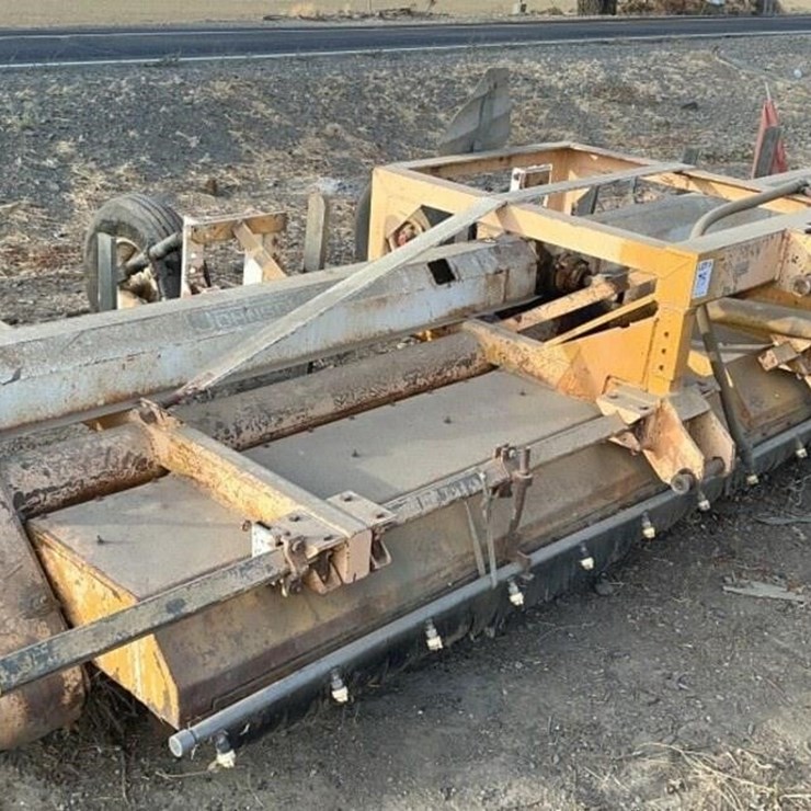 JOHNSON 3-Pt 3-Row 60" PTO Mulcher