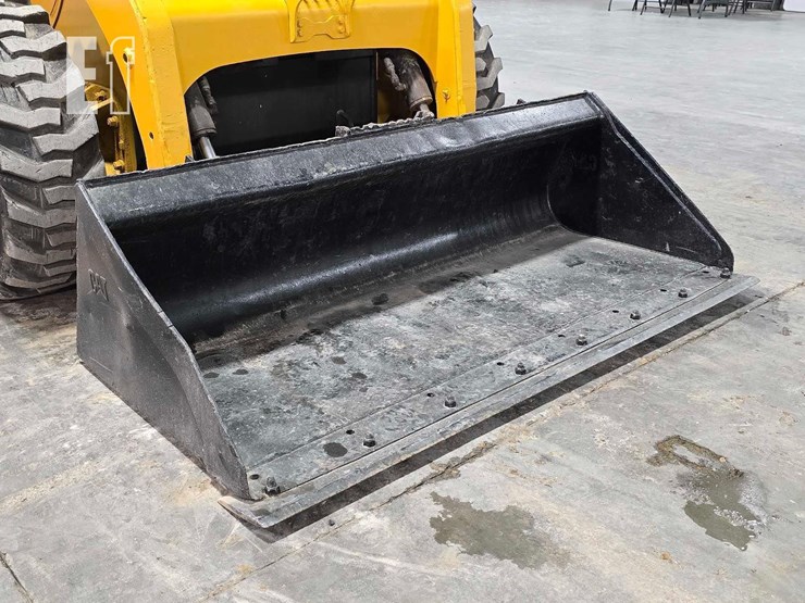2005-caterpillar-236b-image-4