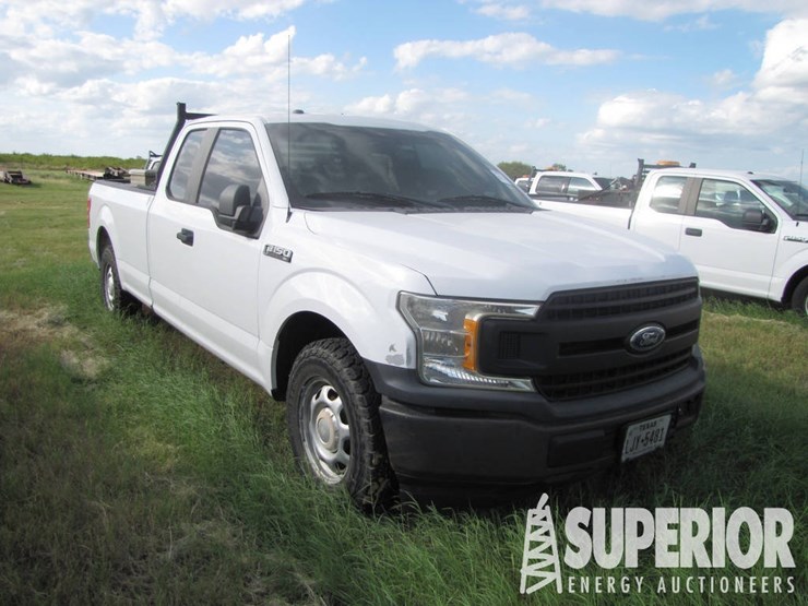 2019-ford-f-150-xl-extended-cab-pickup-image-2
