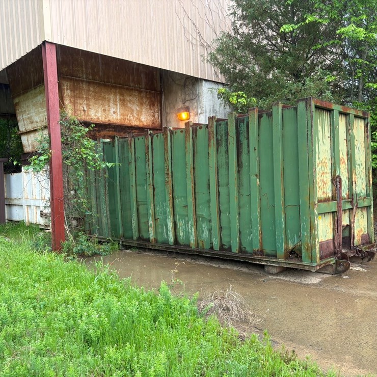 #42224 • Trash Compactor