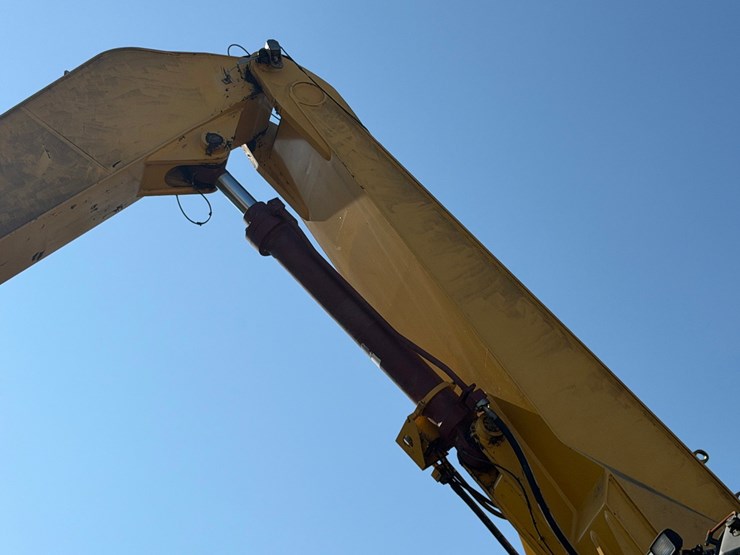 #4098-•-2015-john-deere-870g-lc-excavator-image-43