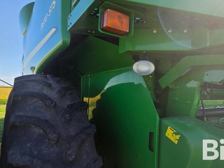 2010-john-deere-9670-sts-combine-image-15