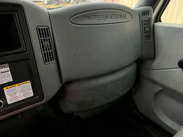 2007-international-7400-tandem-axle-dump-truck-(181,761-miles)-image-20