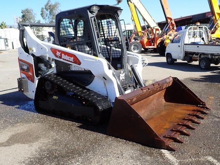 2024-bobcat-t66-skid-steer-track-loader-image-2