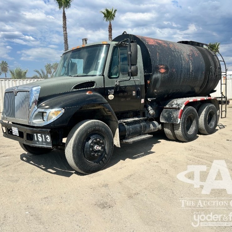 2003 International 7400
