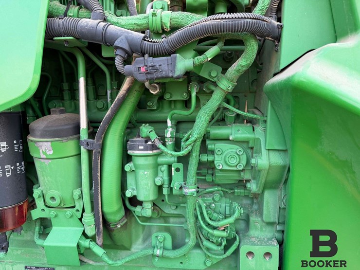 2011-john-deere-8335r-tractor-image-76
