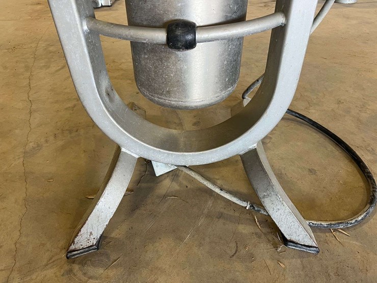 hobart-hcm-450-vertical-cutter-mixer-image-6