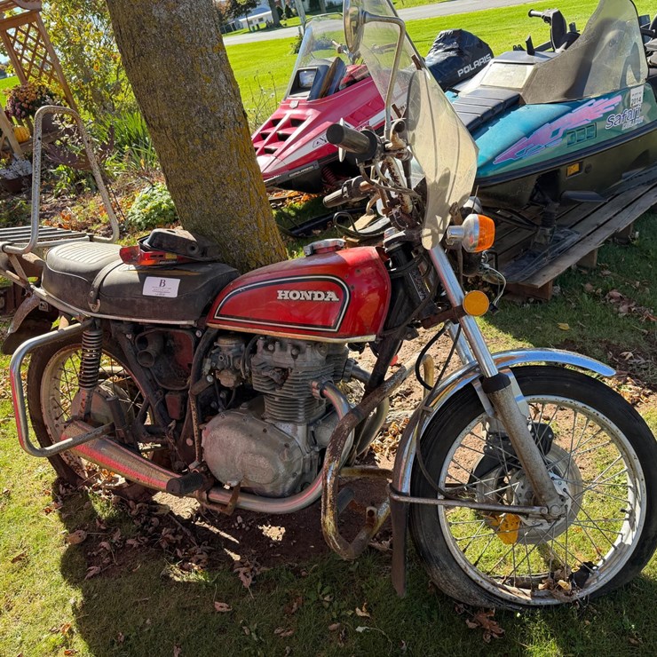#8391 • Honda Motorcycle