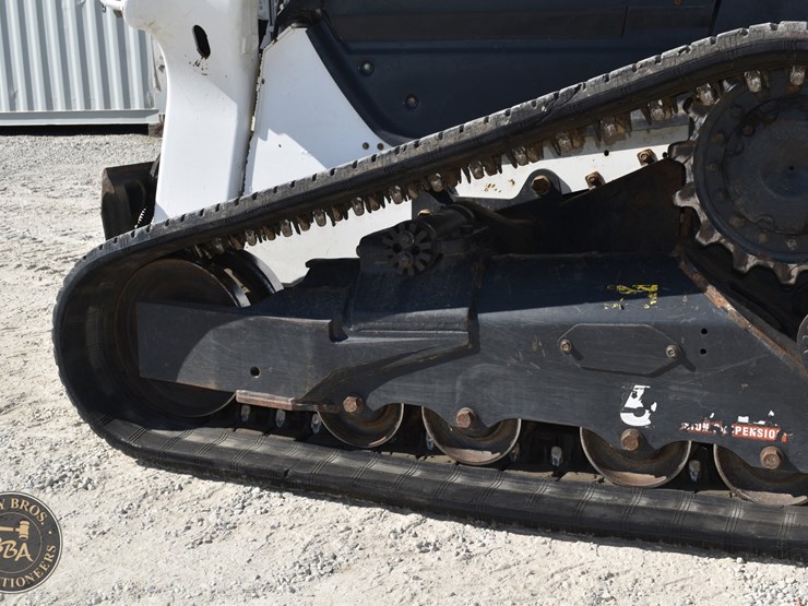 2023-bobcat-t76-image-23