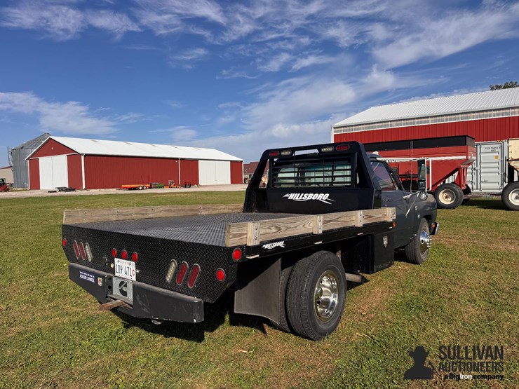 1989-dodge-d300-d350-pickup-truck-image-5