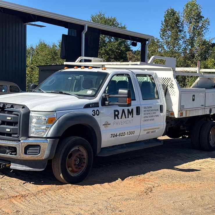 2016 FORD F550