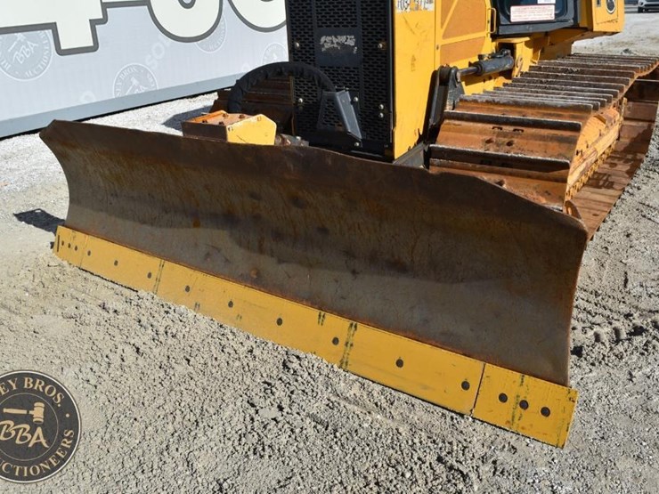 2021-deere-650k-image-21