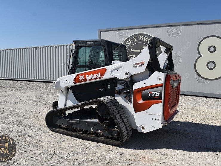 2023-bobcat-t76-image-13