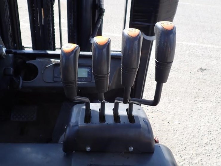 2008-doosan-b25x-5-forklift-image-18