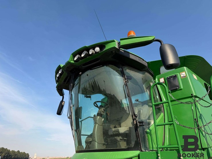 2012-john-deere-s670-combine-image-27