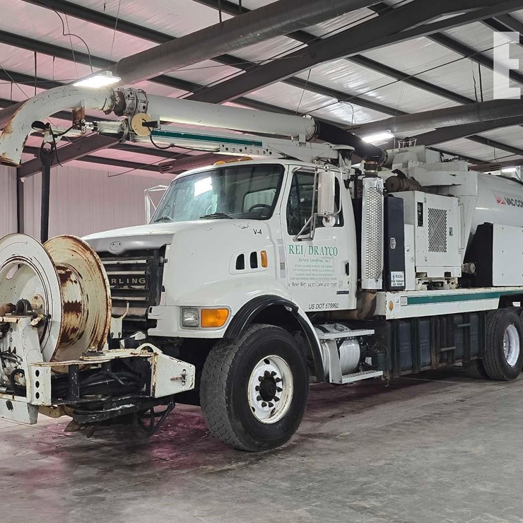 2006 STERLING VAC-CON 6923