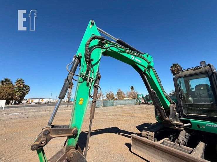 2019-jcb-85z-1-image-36