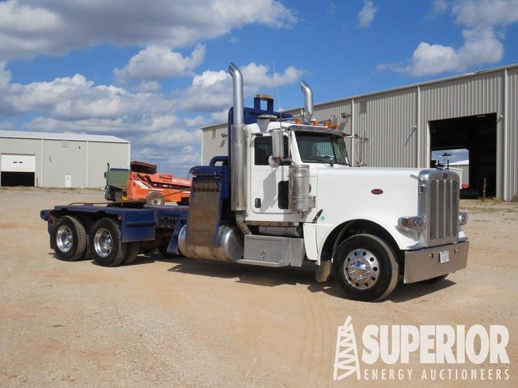 2010-peterbilt-389-t/a-glider-winch-tractor-w/day-cab-image-2