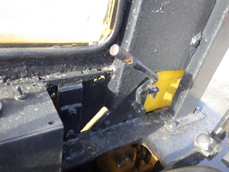 komatsu-pc28uu-image-28