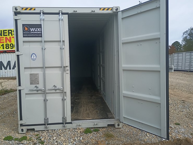 #l111-000-•-40ft-container-[damaged]-image-10