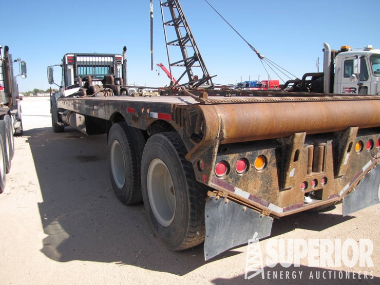 2009-mack-gu713-t/a-bed-truck-image-3