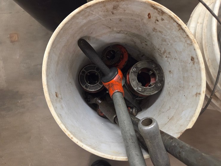 #47-•-pipe-threader-/-reamer-/-cutter-&-inserts-image-2