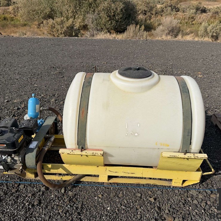 110 Gallon Skid Sprayer