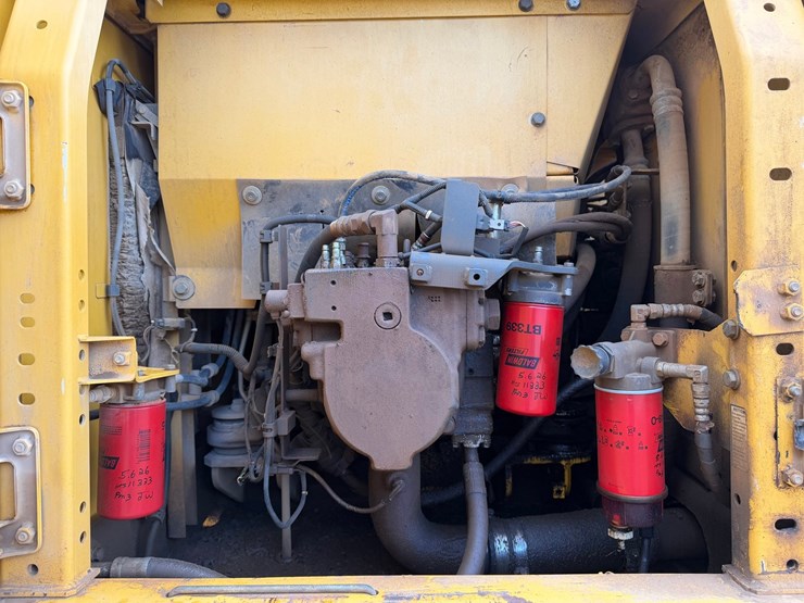 #4089-•-2014-komatsu-pc210-lc-excavator-image-39