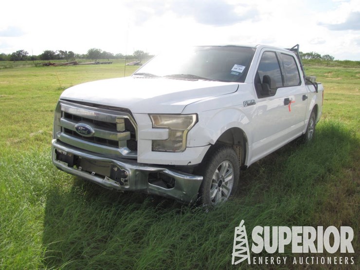 2018-ford-f-150-xlt-crew-cab-pickup-image-1