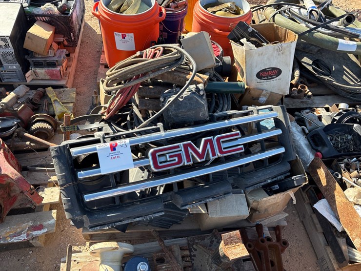 (3-pallets)-w/-water-coolers,-hydraulic-&-gas-hoses,-ratchet-straps,-slip-dies,-flanges,-etc.-image-4