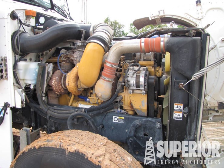 2007-peterbilt-379-s/a-sleeper-haul-truck-image-6