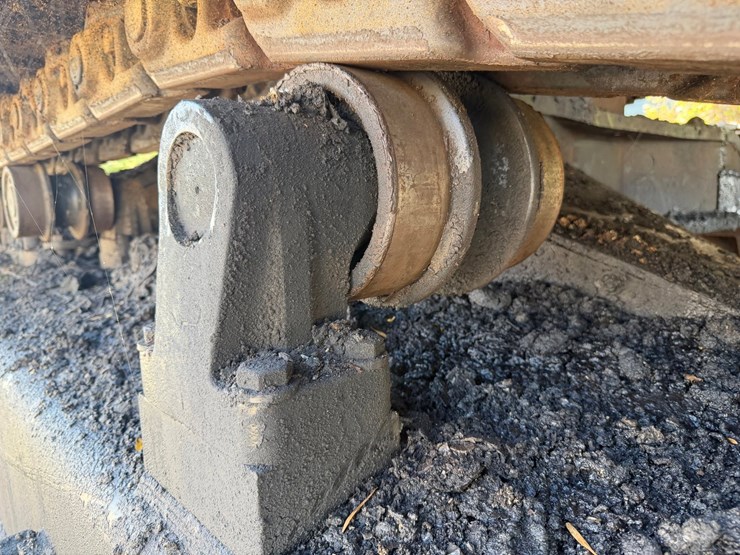 #4098-•-2015-john-deere-870g-lc-excavator-image-198