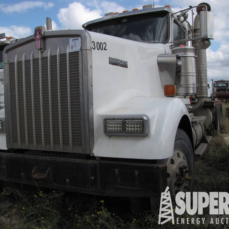 2006 KENWORTH W900L T/A Day Cab Haul Truck