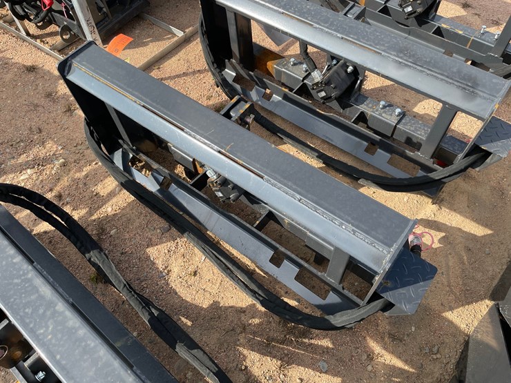#4121-•-landhonor-skid-steer-3-point-hitch-adapter-image-6