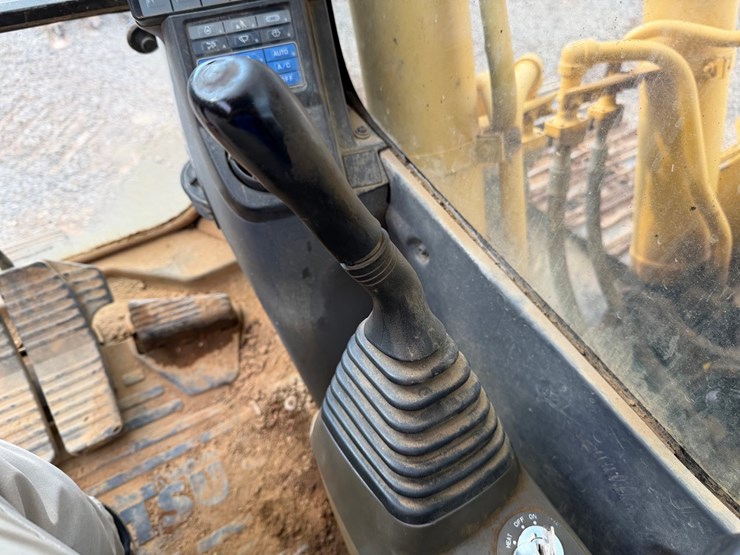 #4089-•-2014-komatsu-pc210-lc-excavator-image-76