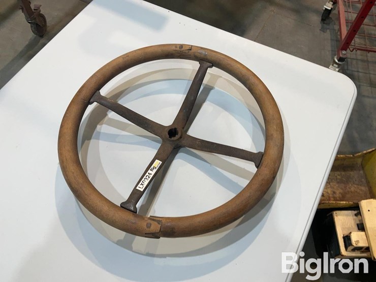wooden-steering-wheel-image-2