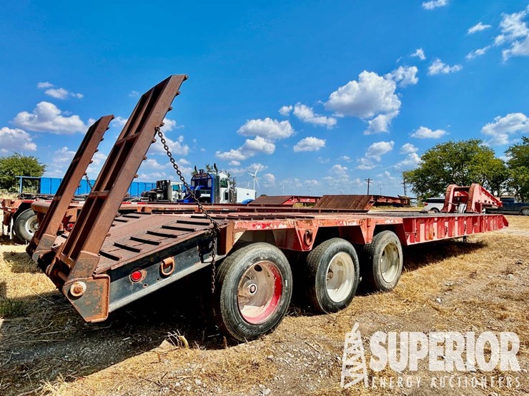1981-nabors-49'oal-3-axle-detach/foldable-neck-equipment-trailer-image-3