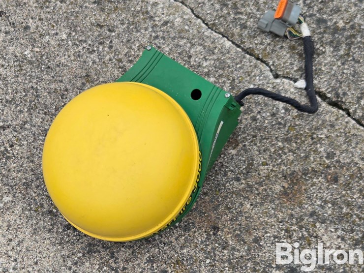 john-deere-starfire-3000-green-star-image-1